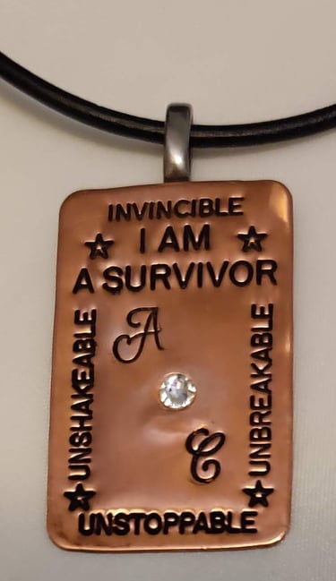 I AM A SURVIVOR Pendnt