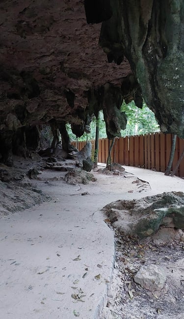 thailand krabi railay east beack walk