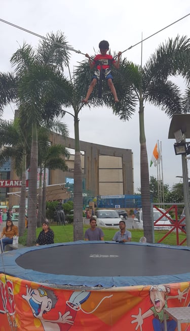Bungee trampoline manufacture 