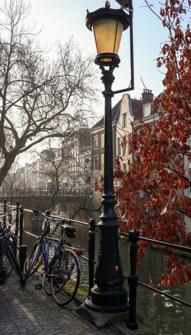 utrecht-lampione-nero