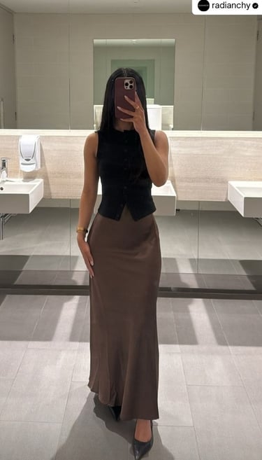 luxury fashion, elegant outfits, timeless wardrobe, designer fashion, luxury outfit ideas, high-end 