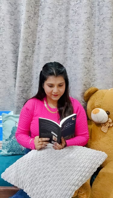 Aarushi Jain reading her debut poetry book "The Moon Doesn't Write Back" | Aarushi Jain Writes