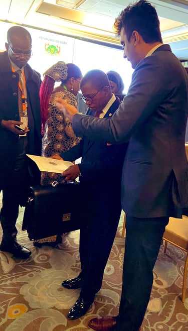 President of Chamber India Mr. Abhinav Balyan with Minister of Planning of Niger in Paris