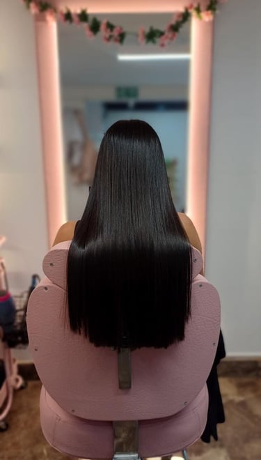 Cabello después de tratamiento capilar en Namabi, salón de belleza en Sopó