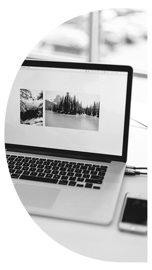 fotografía de computadora portatil