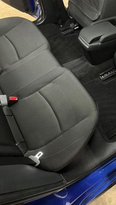 Voiture intérieur après lavage