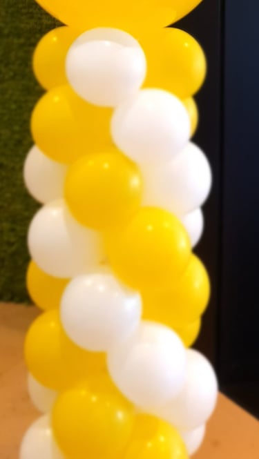 balloons stand