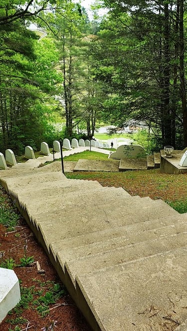 Smoky Mountains, N. Carolina Travel - Fields of the Wood and 321 steps to the top of Prayer Mountain
