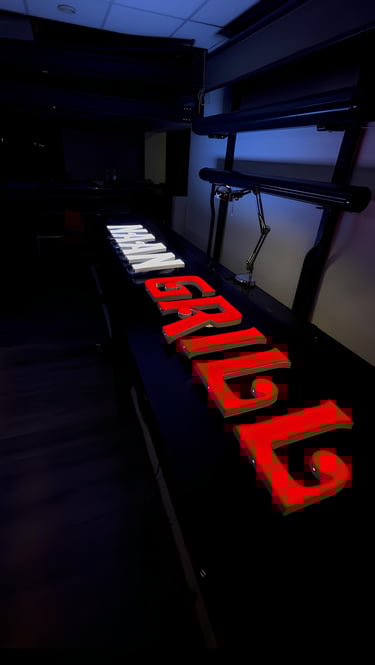 Installation enseigne lumineuse restaurant indien Lyon 9 - AVOSPUB