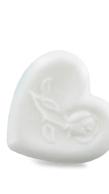 Petit savon coeur blanc fleur muguet