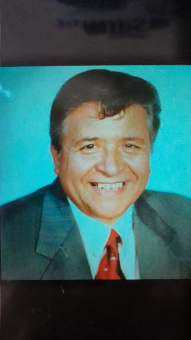 Ramón H. Romero. Escritor.