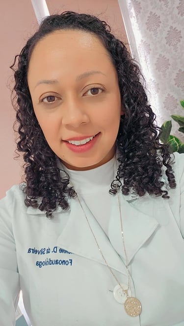 Fonoaudióloga na Lapa PR da clínica Vidaclin especializada em linguagem e comunicação