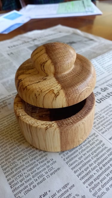 Boite à la limite de l'aubier (échauffé) et le duramen - chêne