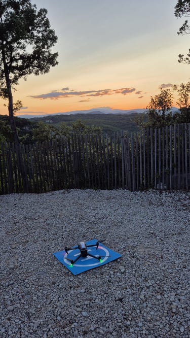 Décollage drone à la Grotte de la Salamandre 