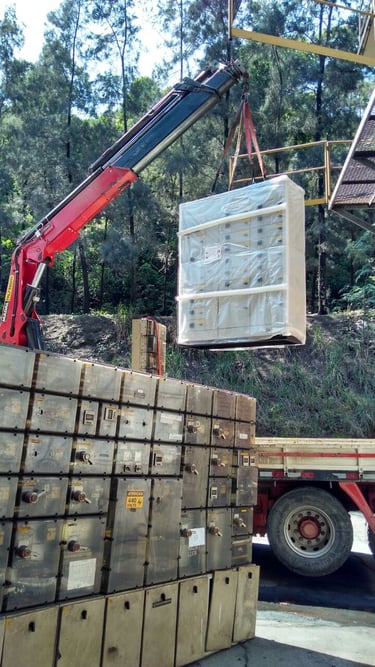 Serviço de montagem e manutenção de instalação elétrica industrial