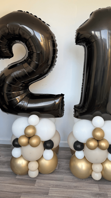 21st Birthday Balloons - Black, Gold in Maidstone