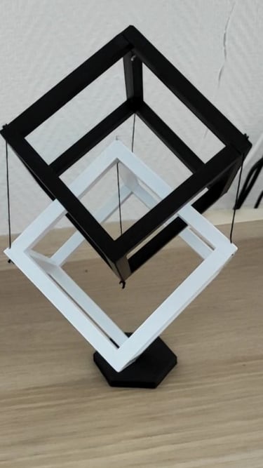Cube montrant la tenségrité