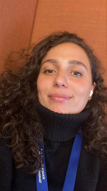 Anbar, la tisseuse de santé solidaire dans l'équipe Kadiamor