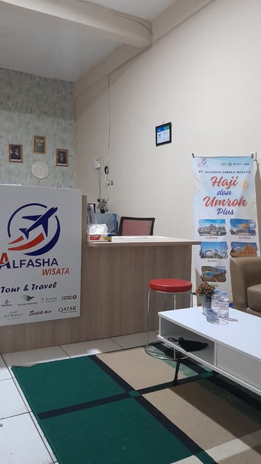 Ruang tamu kantor alfasha wisata