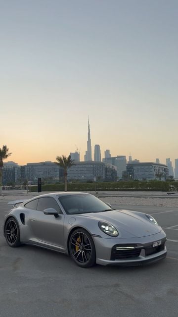 porshe 911 on premium tyres 