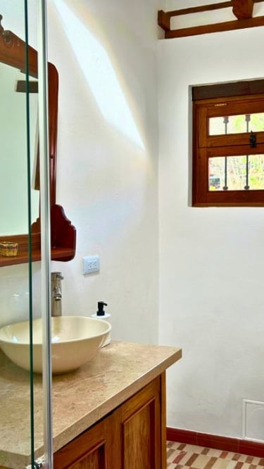 Amplio baño privado SUE, Casa Sol de Iguaque, Villa de Leyva