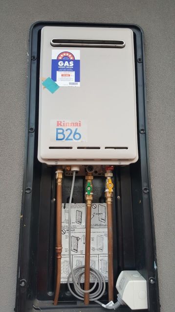 Continuous flow hot water service installed in Safety Beach