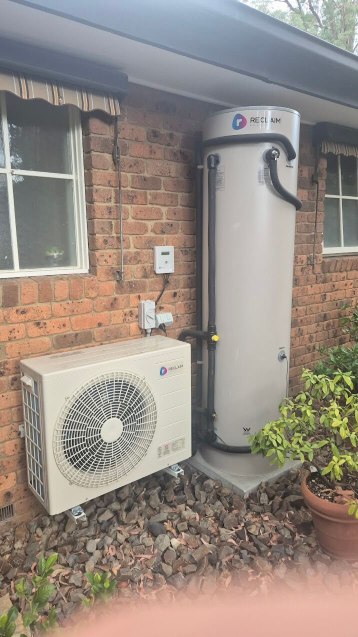 Heat Pump hot water service installed in McCrea