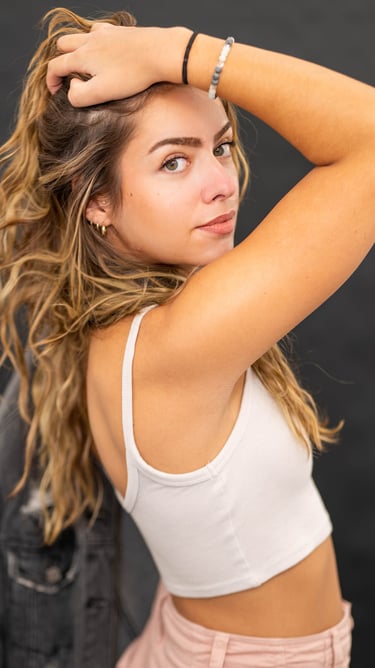 Shooting portrait studio de profil