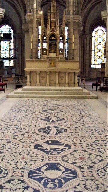 Zodiaque mosaîque Basilisqie Sain Denis