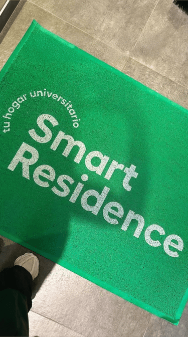 Felpudo con logo personalizado smart residence