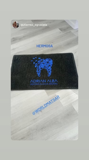 Felpudo personalizado con logo consultorio adrian