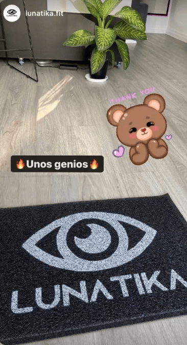 Felpudo personalizado con logo indumentaria lunatika