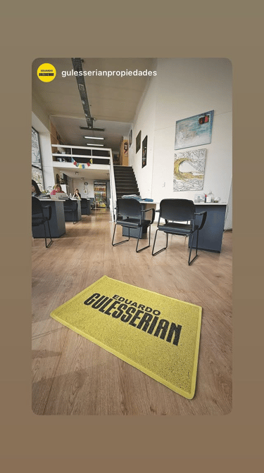 Felpudo personalizado con logo oficina eduardo