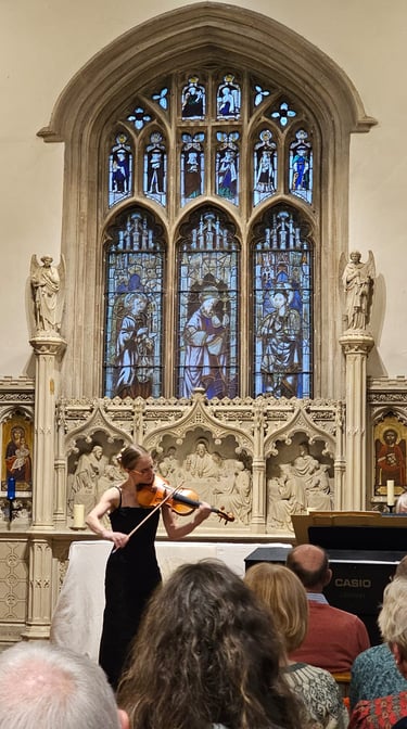 Charlotte Rowan performing Bach in chapel