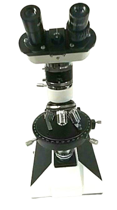 Polarized microscope