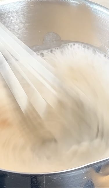Unisci gli ingredienti della crema di riso al cocco