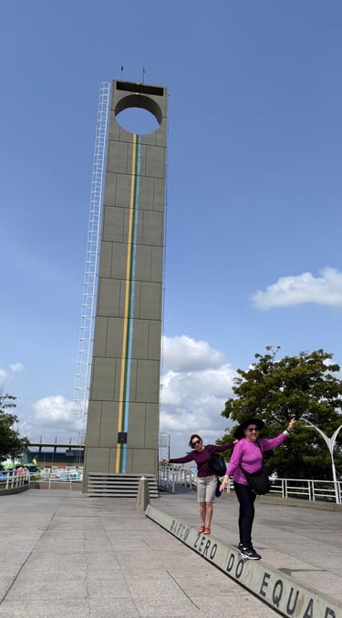 O Marco Zero do Equador é um ponto turístico de Macapá, contando com um obelisco de 30 metros.