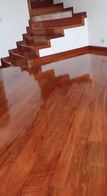 pulida piso de madera