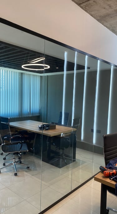 oficinas-cristal-vidrio-division-box-salta