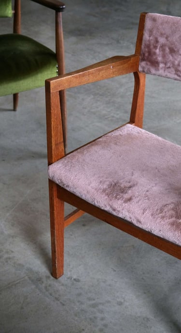 alt="nettoyage chaises à Paris"