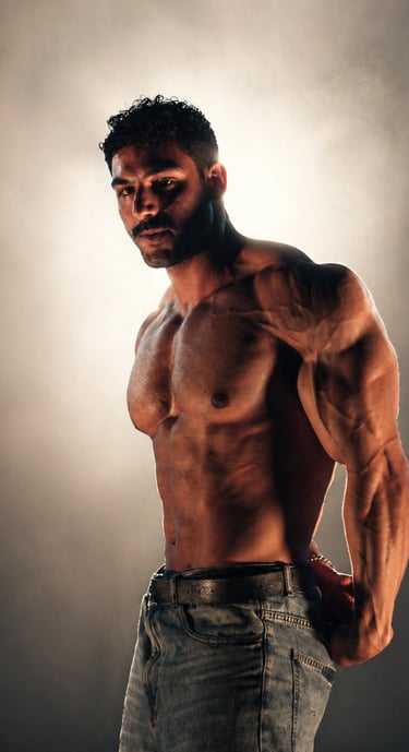 Asfand Khan Body building champ