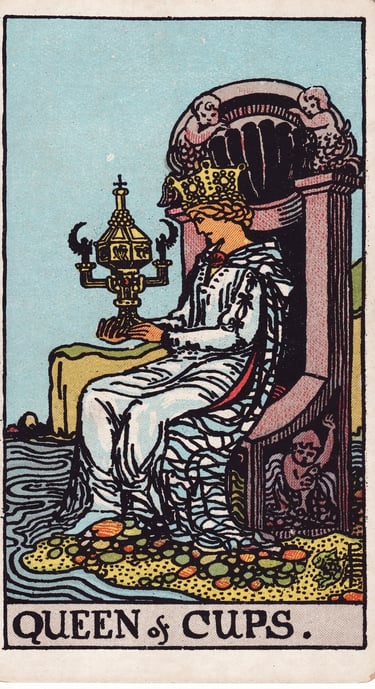 Queen of Cups meaning upright and reversed tarot card reading