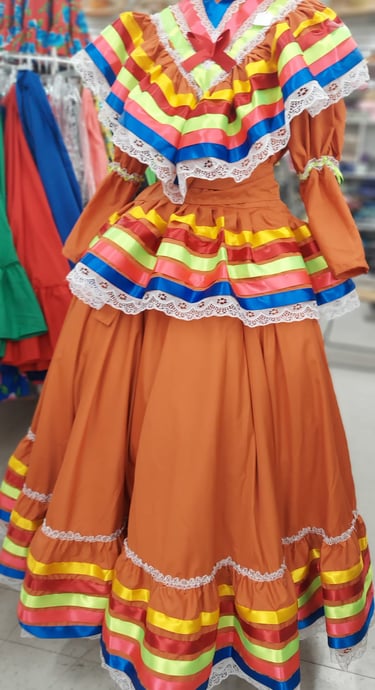 Jalisco folklorico dress handmade in Mexico Tradiciones Norma Phoenix AZ
