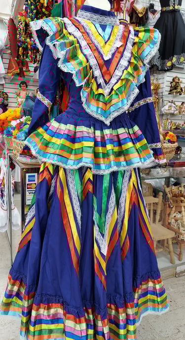 Jalisco folklorico dress handmade in Mexico Tradiciones Norma Phoenix AZ