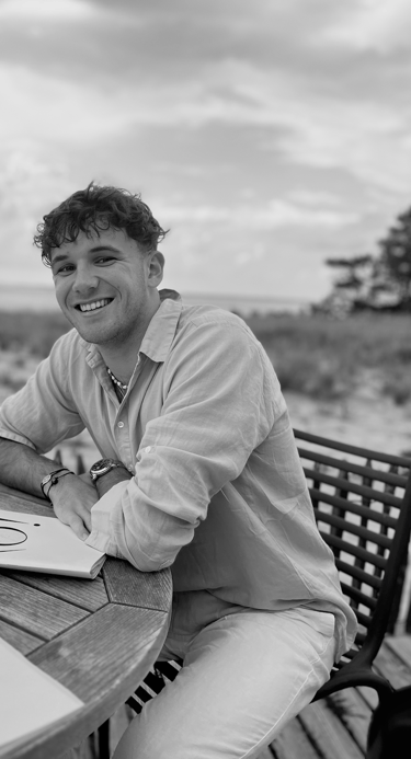 Enzo Fondateur Dans ma bulle à bordeaux