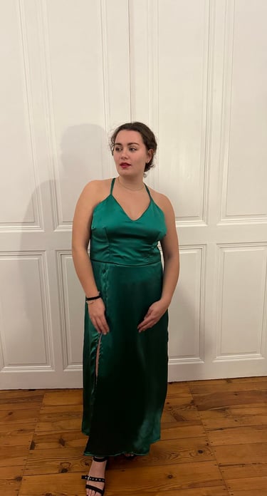 couturière sur-mesure pour votre robe de cérémonie