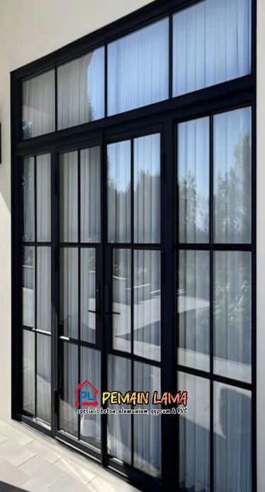 sekat-ruangan-kaca-bondowoso.jpg