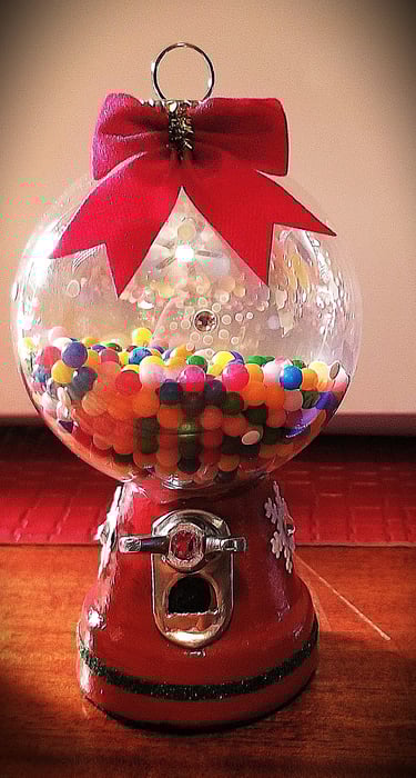 Christmas ornament crafted like a gumball machine.