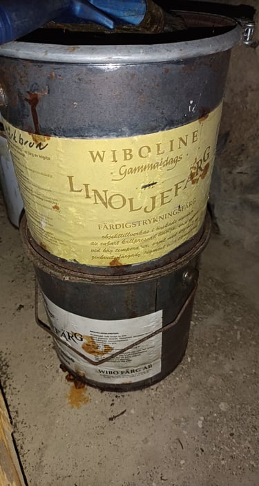 Ajout d'huile de lin à hauteur de 5% à la peinture suédoise de falun