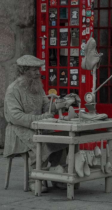 Zapatero en las calles de Oporto